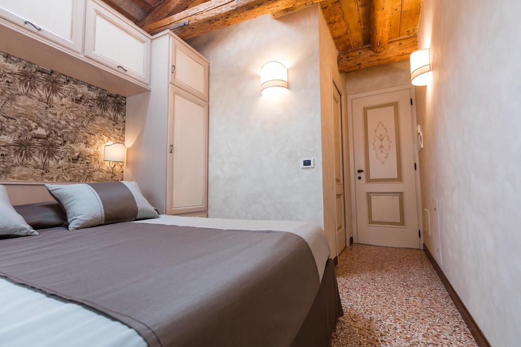 Ca' Del Mariner Apartment With Terrace Venice Exterior photo