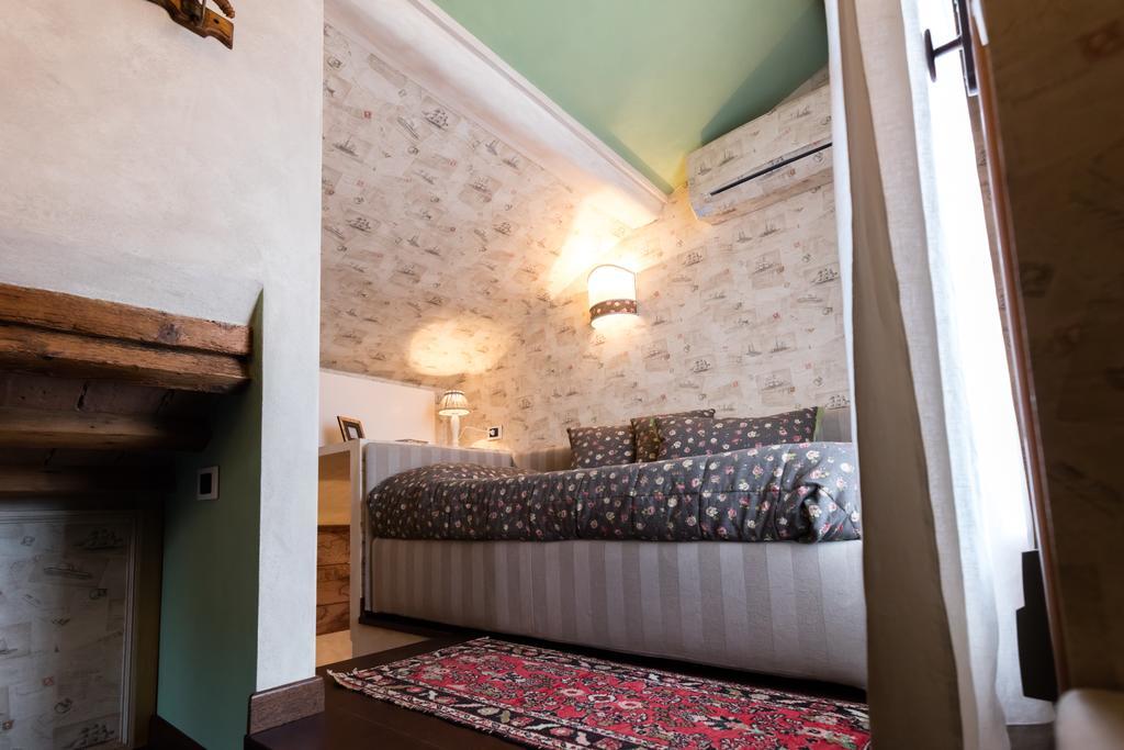 Ca' Del Mariner Apartment With Terrace Venice Exterior photo