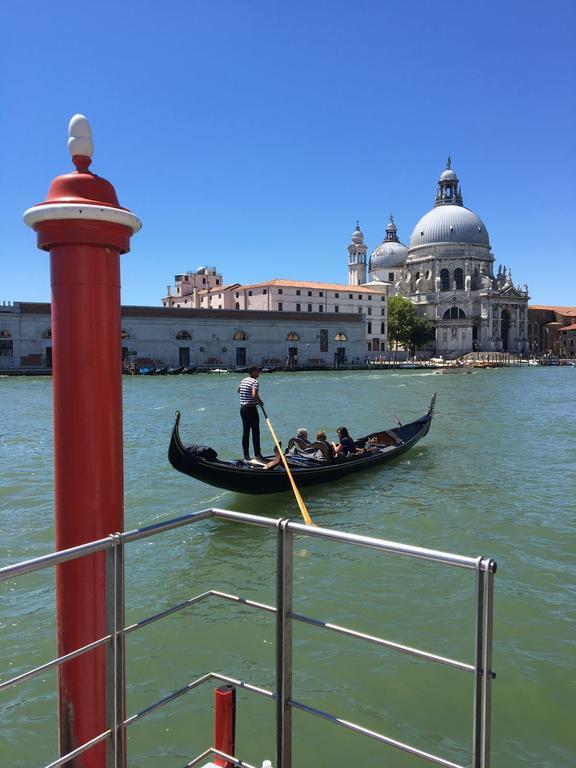 Ca' Del Mariner Apartment With Terrace Venice Exterior photo