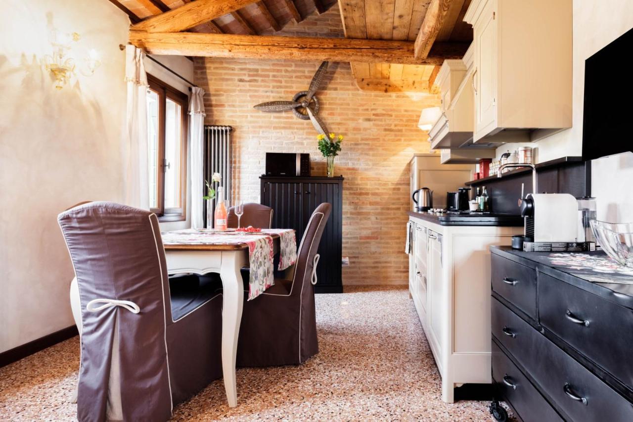 Ca' Del Mariner Apartment With Terrace Venice Exterior photo